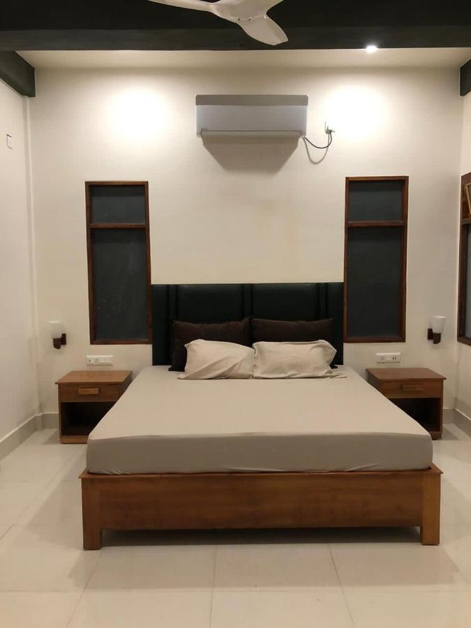 Dakini House Hotel สิริกุรี ภายนอก รูปภาพ